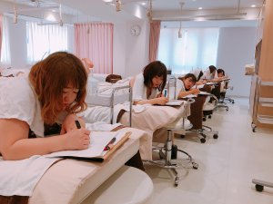 A6CFDE21-F1D4-4C40-ABB0-1AFA75DCFD04