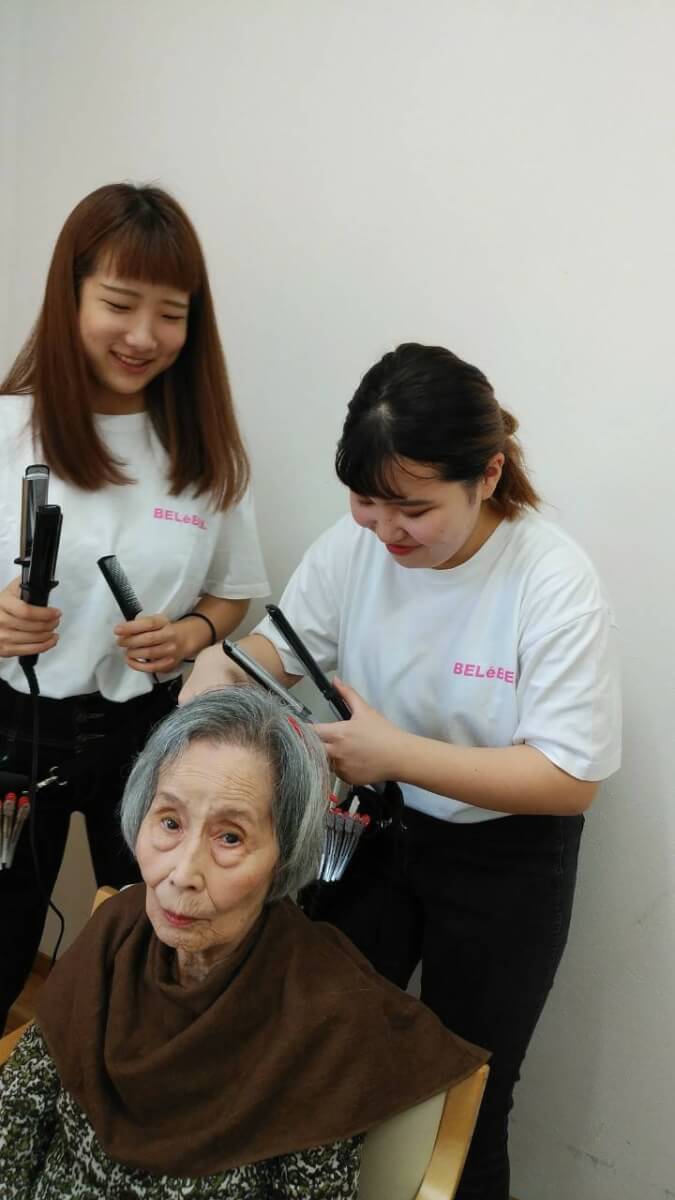 介護施設・老人ホームにてネイル&amp;ハンドマッサージ&amp;ヘアメイク♡｜社会貢献ブログ｜熊本ベルェベル美容専門学校｜九州で美容のプロを目指すなら「就職