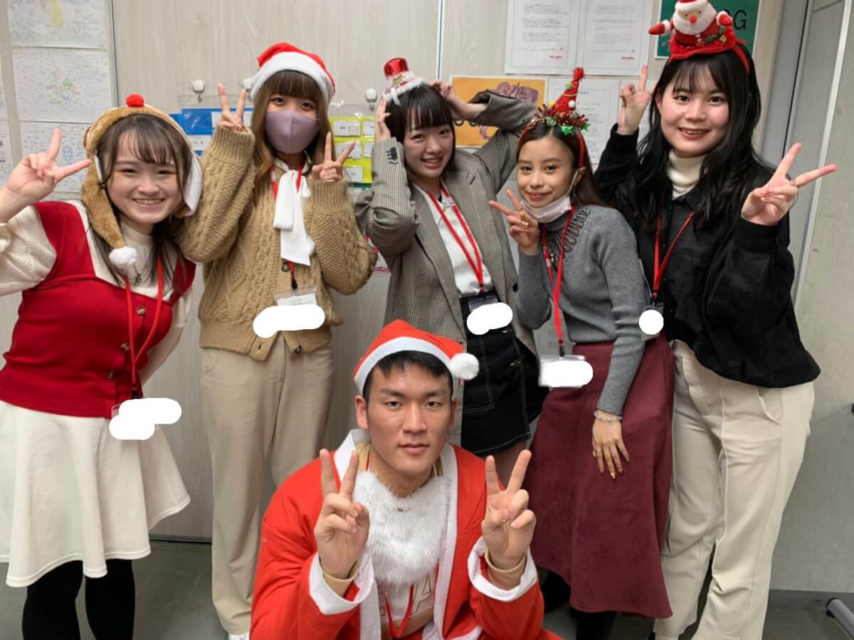 クリスマスドレスコード Day ウエディングプランナー科ブログ 神戸ベルェベル美容専門学校 美容 ブライダル メイク エステ ネイル専門学校なら 面白く 学べるベルェベル